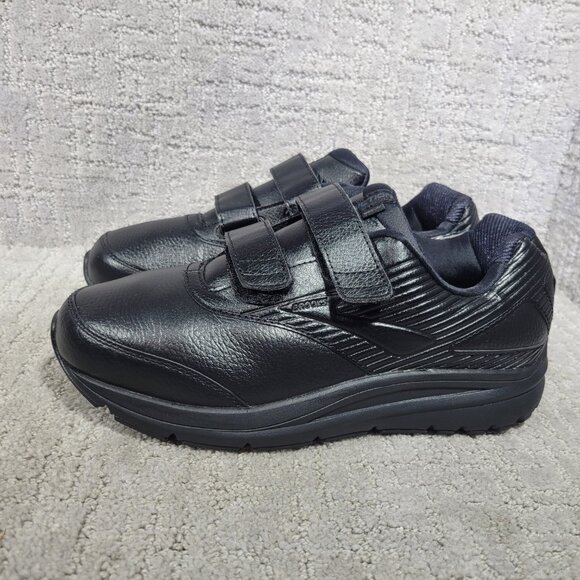 Brooks Addiction Walker 2 Men's Size US 9.5 Black Leather Sneakers 1203091D072 - Picture 1 of 11